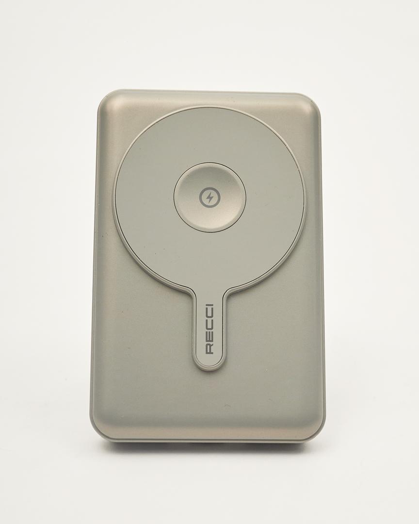RECCI Magnetic Wireless Power Bank