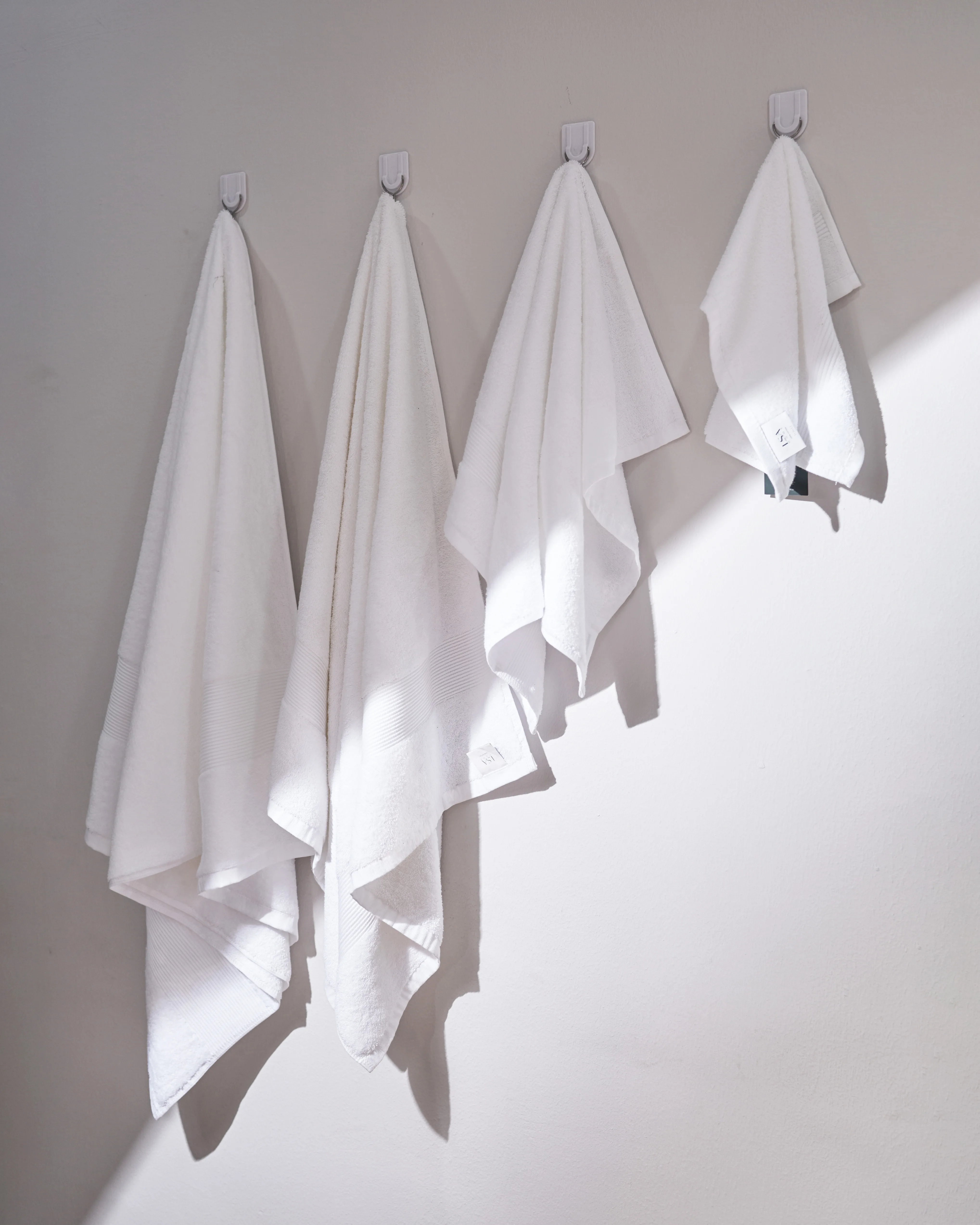 100% Cotton Hand Towel – Dobby Design