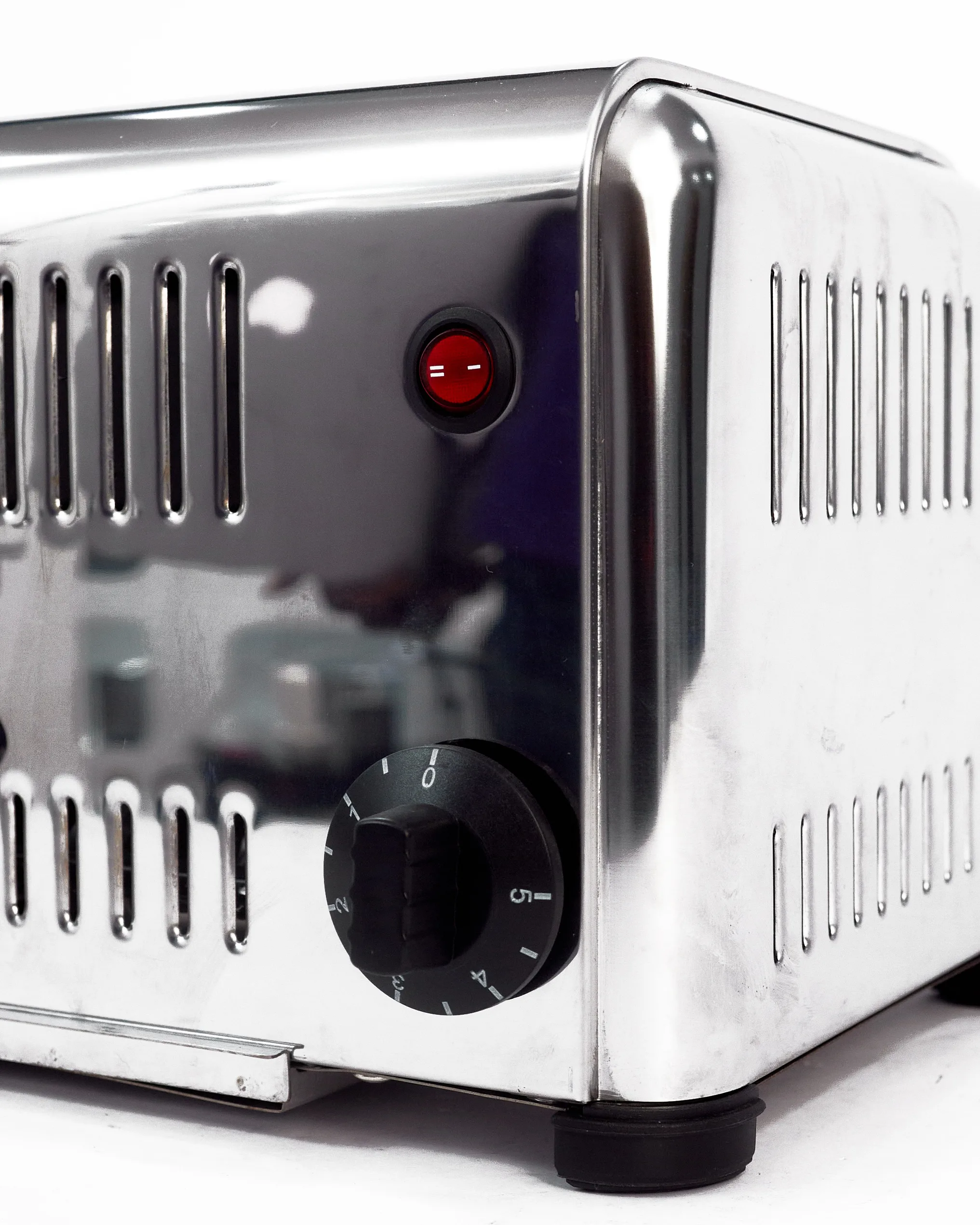4 Slices Toaster