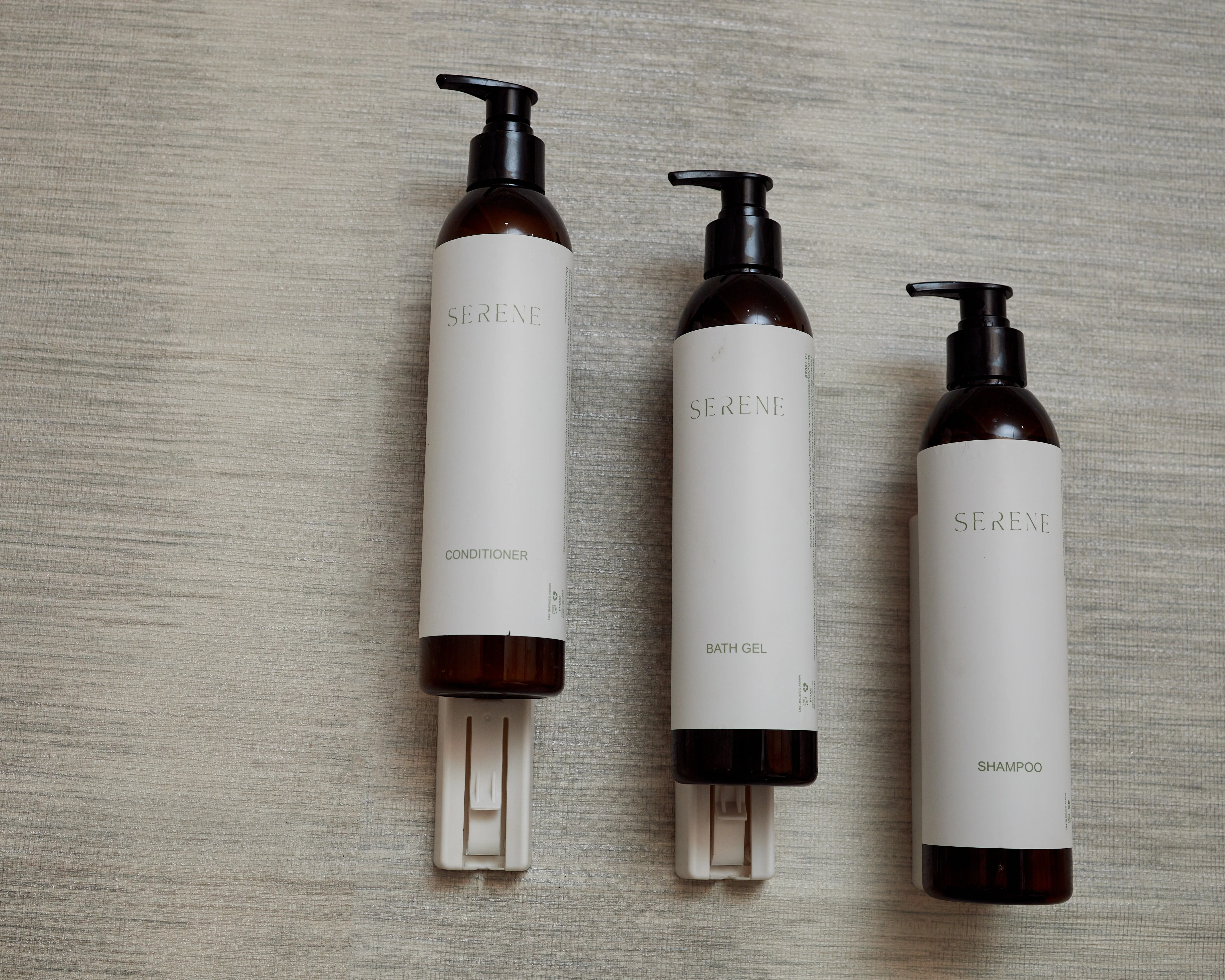 360ML Shampoo with Wall Hanger