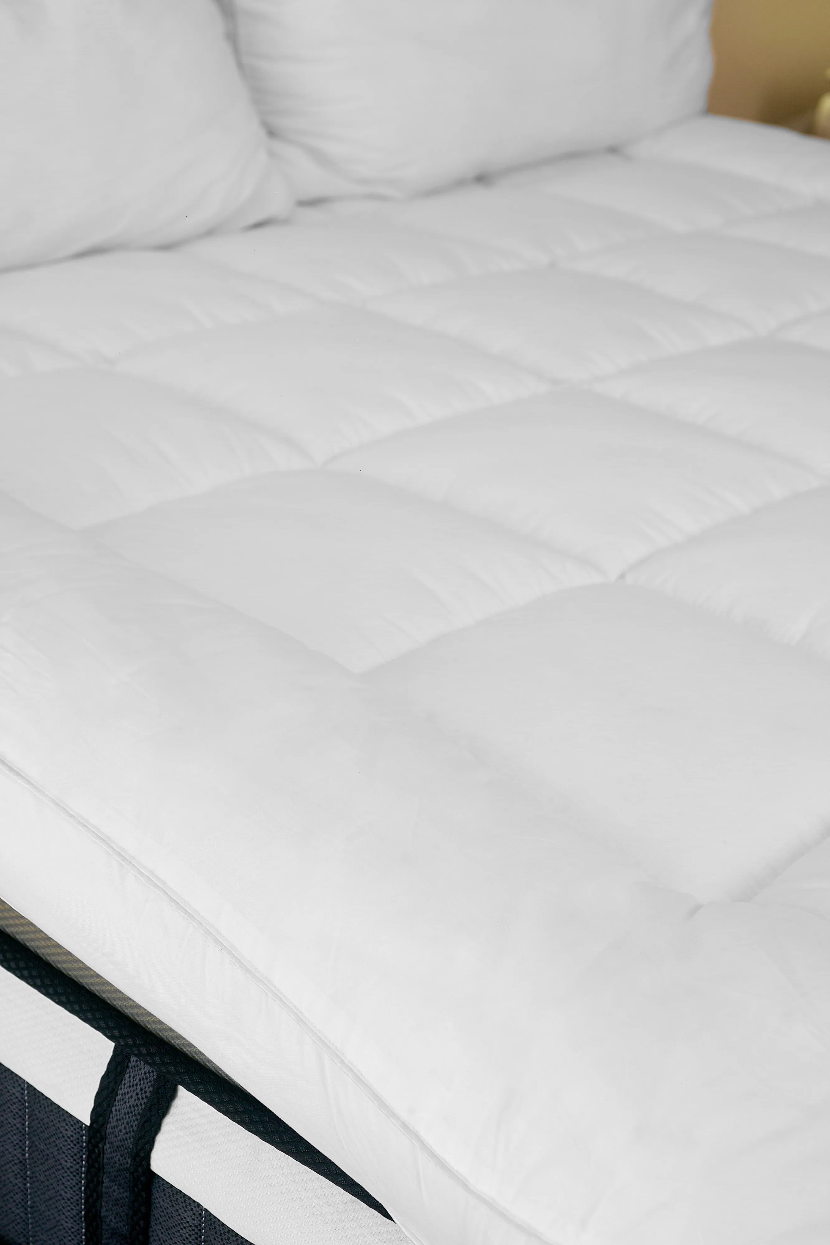 Down Alternative Mattress Topper